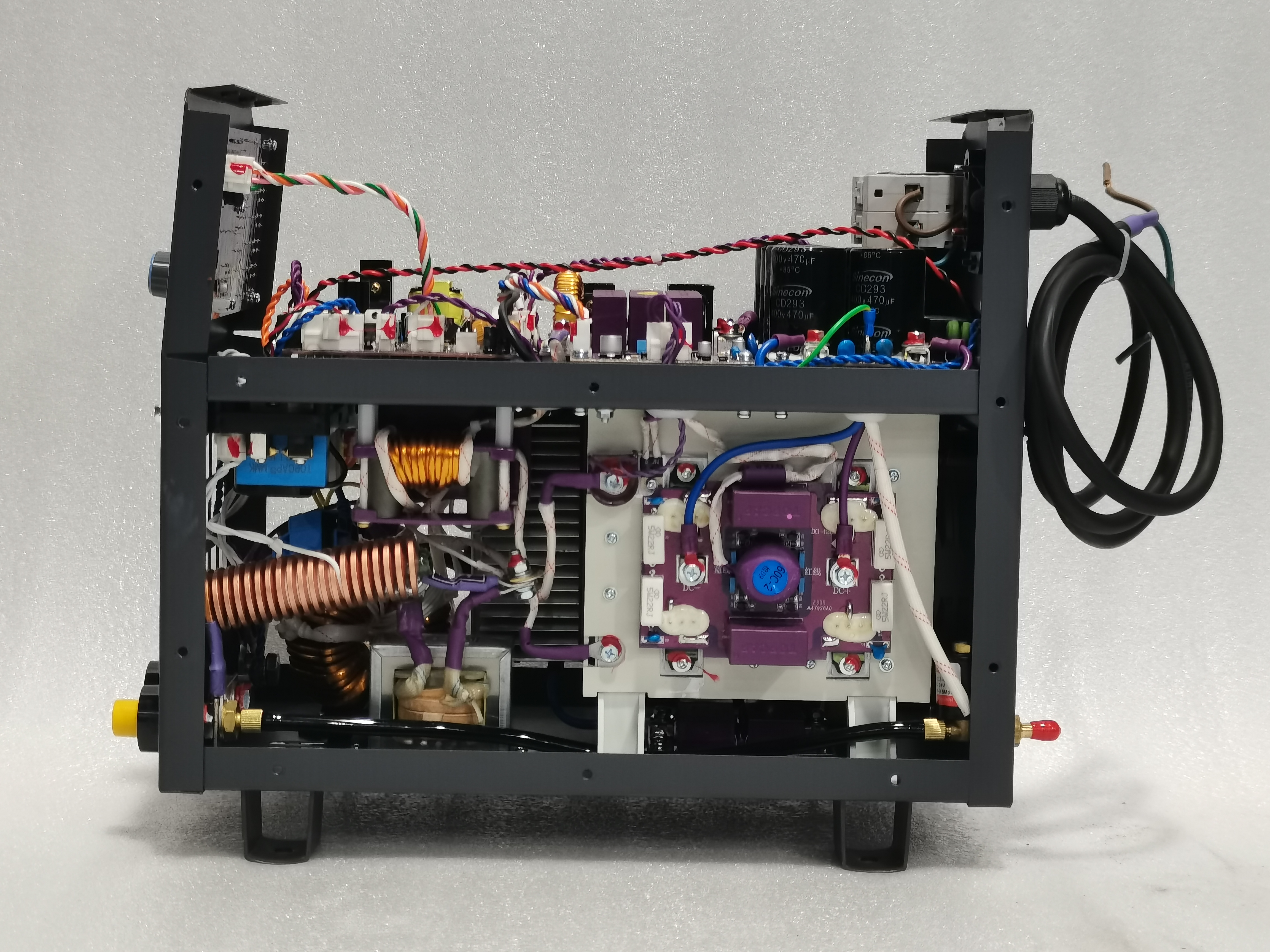 welding machine TIG250ACDC INSIDE